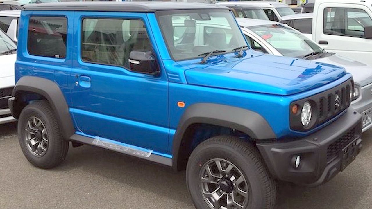18 Suzuki Jimny Suv Awd In Electric Blue With Offroad Accessories