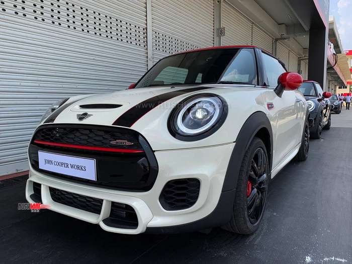 2019 Mini John Cooper Works First Drive - Track Test Review
