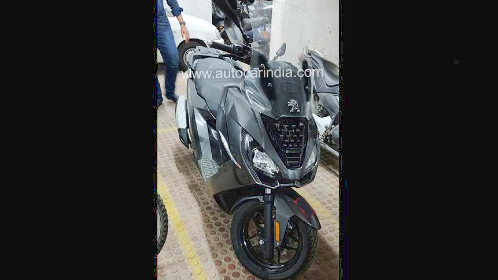Mahindra testing 125cc scooter in - Spied