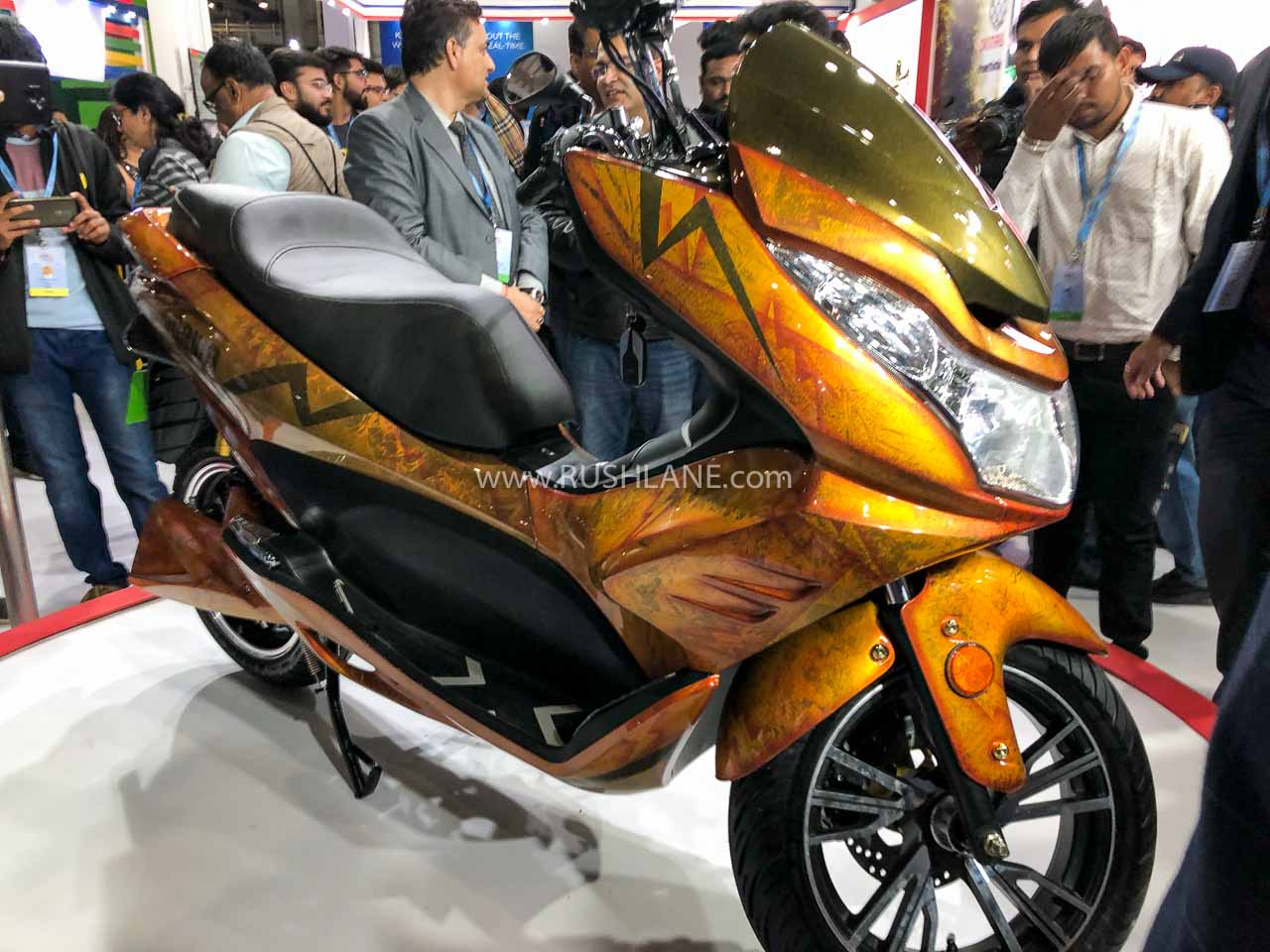 New Okinawa Cruiser Electric Maxi Scooter At Auto Expo