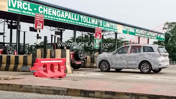 2021 XUV500 Spied with Thar