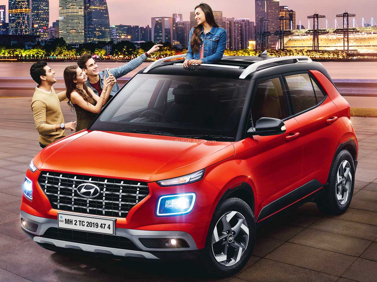 Hyundai Venue 1 lakh sales