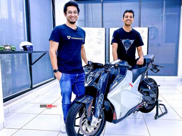 Founders Narayan and Niraj with the F77 1.0