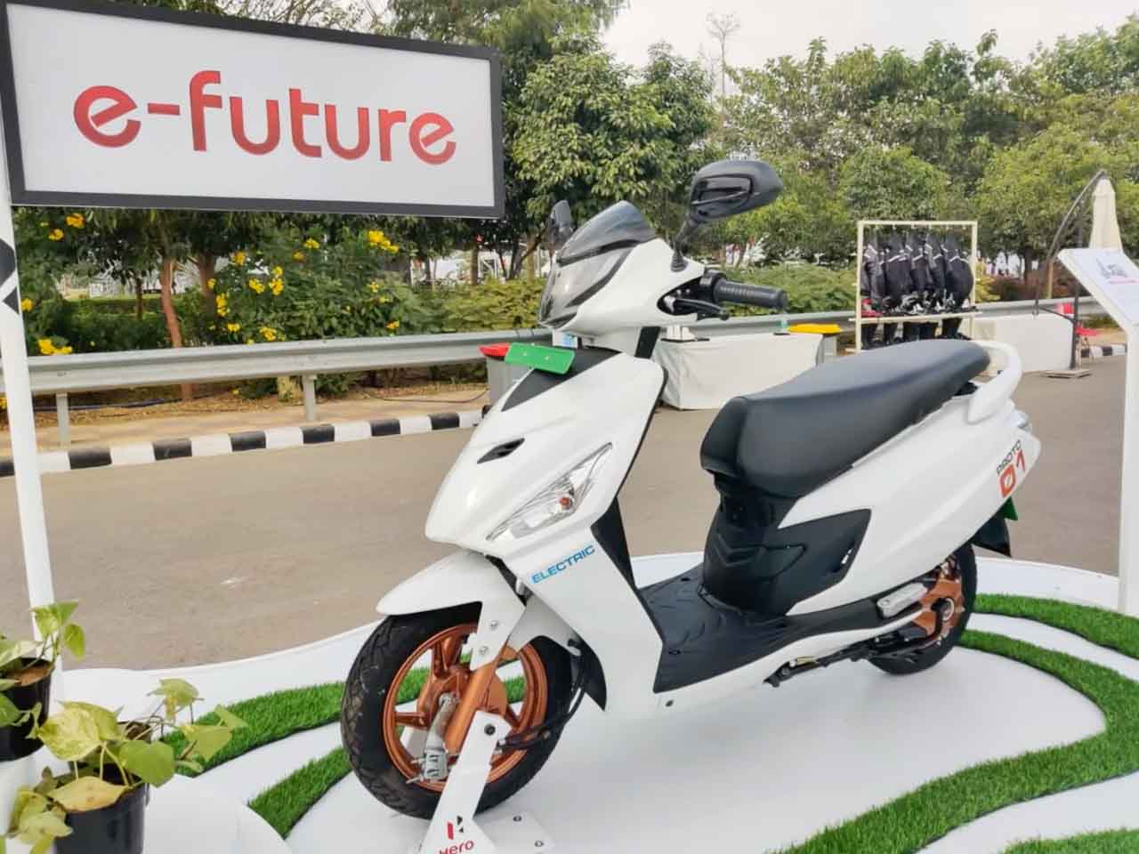 Hero MotoCorp 3 Pronged EV Approach Maestro Electric Scooter, Hero