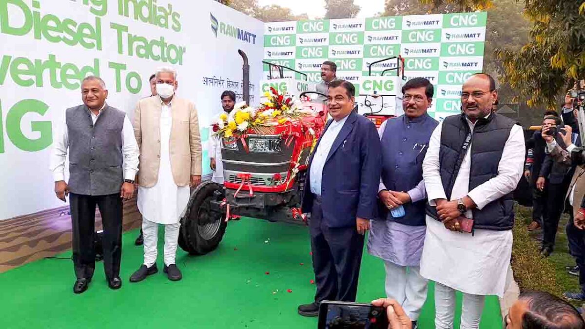 India S First Cng Tractor To Help Farmers Save Up To Rs 1 Lakh Annually