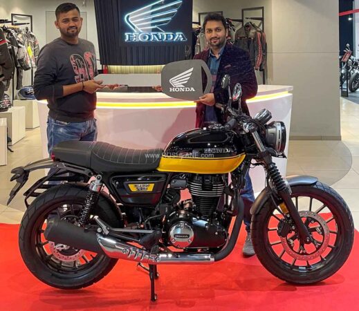 Honda CB350 RS First Batch Delivery Starts