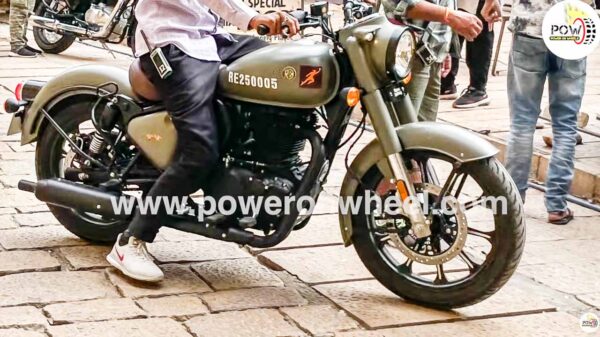 2021 Royal Enfield Classic 350 Signals Edition Spied For First Time