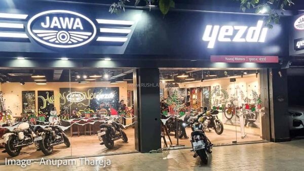 Yezdi motorcycles on a roll! New colours add a burst of adrenaline to Yezdi  Adventure and Scrambler - SUCCESS Insights India : The Sailor for  Enterprise Solutions