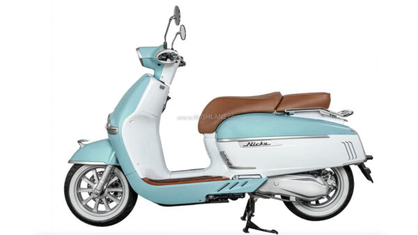 Benelli 300cc Scooter - Sixties 300i