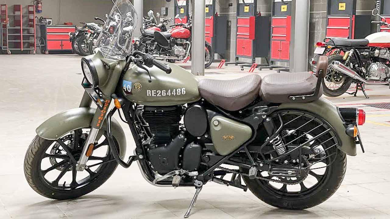 https://www.rushlane.com/wp-content/uploads/2022/05/royal-enfield-classic-350-prices-may-2022-3.jpg